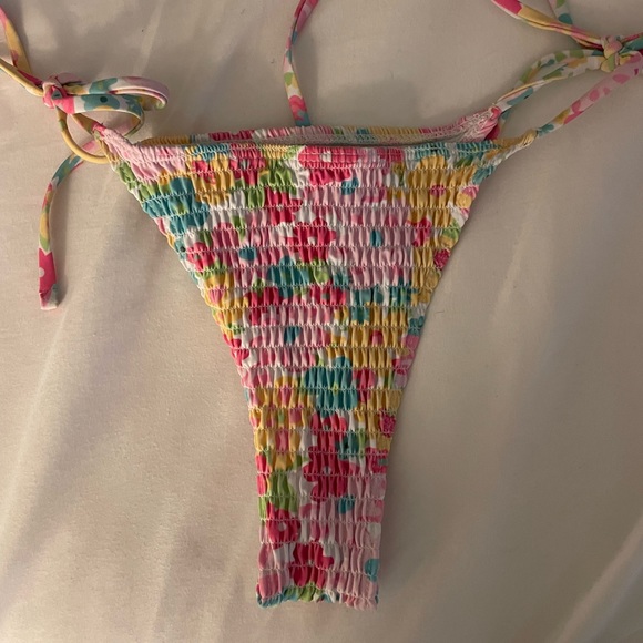 SHIEN Floral Bikini - Picture 5 of 6